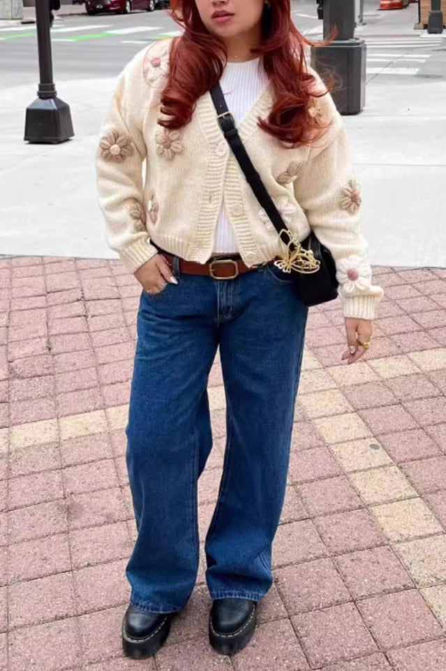 EDIKTED Raelynn Washed Low Rise Jeans | Dress In Beauty