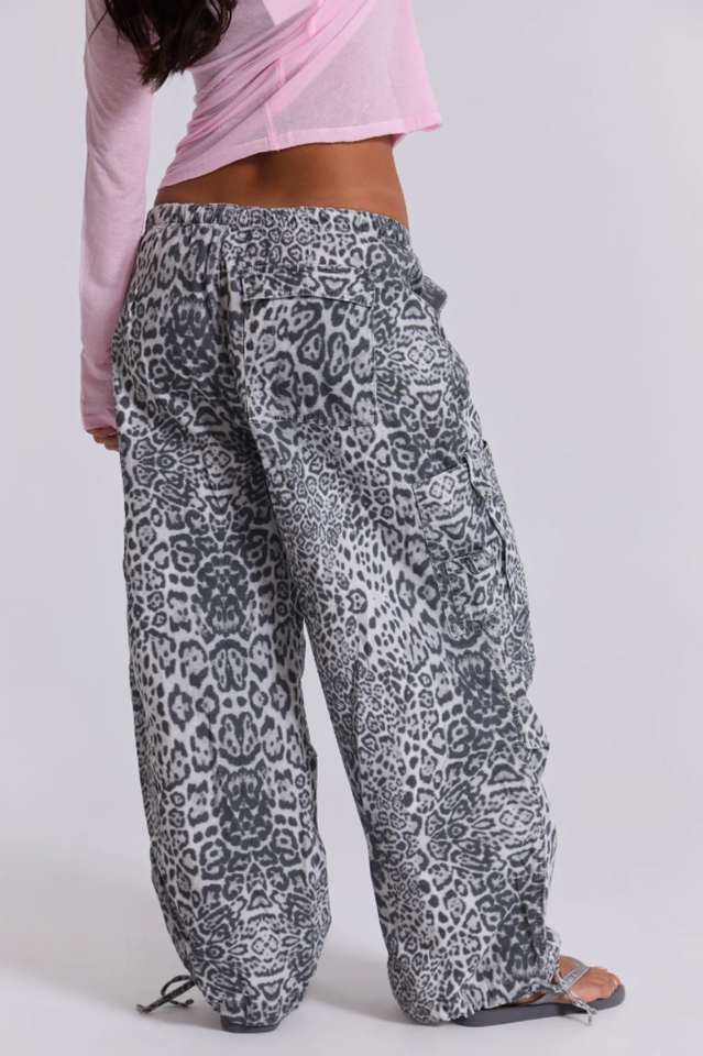 Snow Leopard Parachute Pants | Dress In Beauty