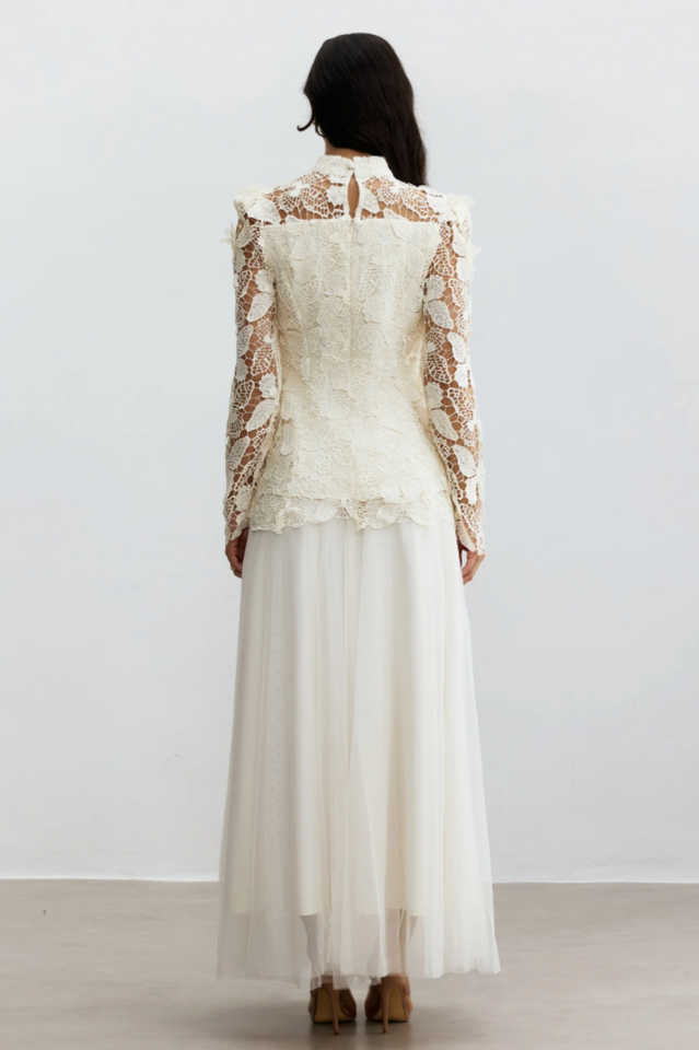 Elizabeth Butterfly Embroidered Lace Set | Dress In Beauty